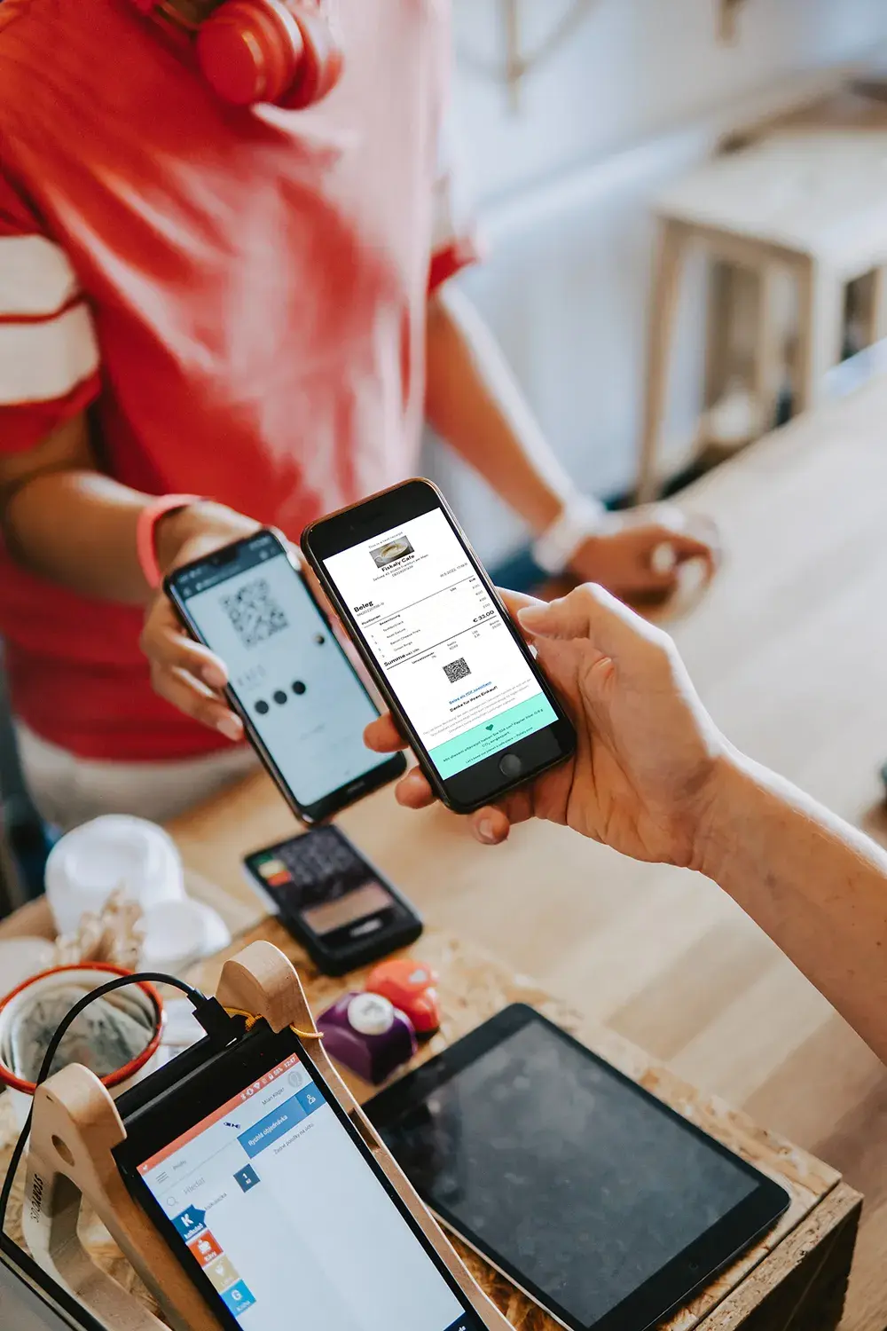 fiskaly digital receipt on a smartphone display after successfully scanning a qr code