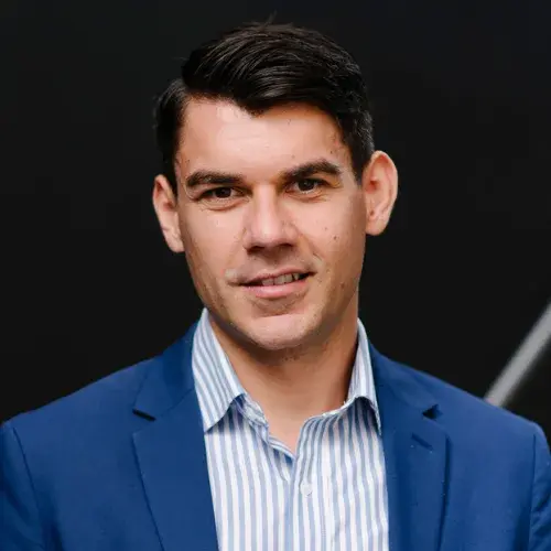 Elias Priesching, Head of Sales